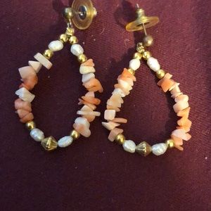 Peach circle earring